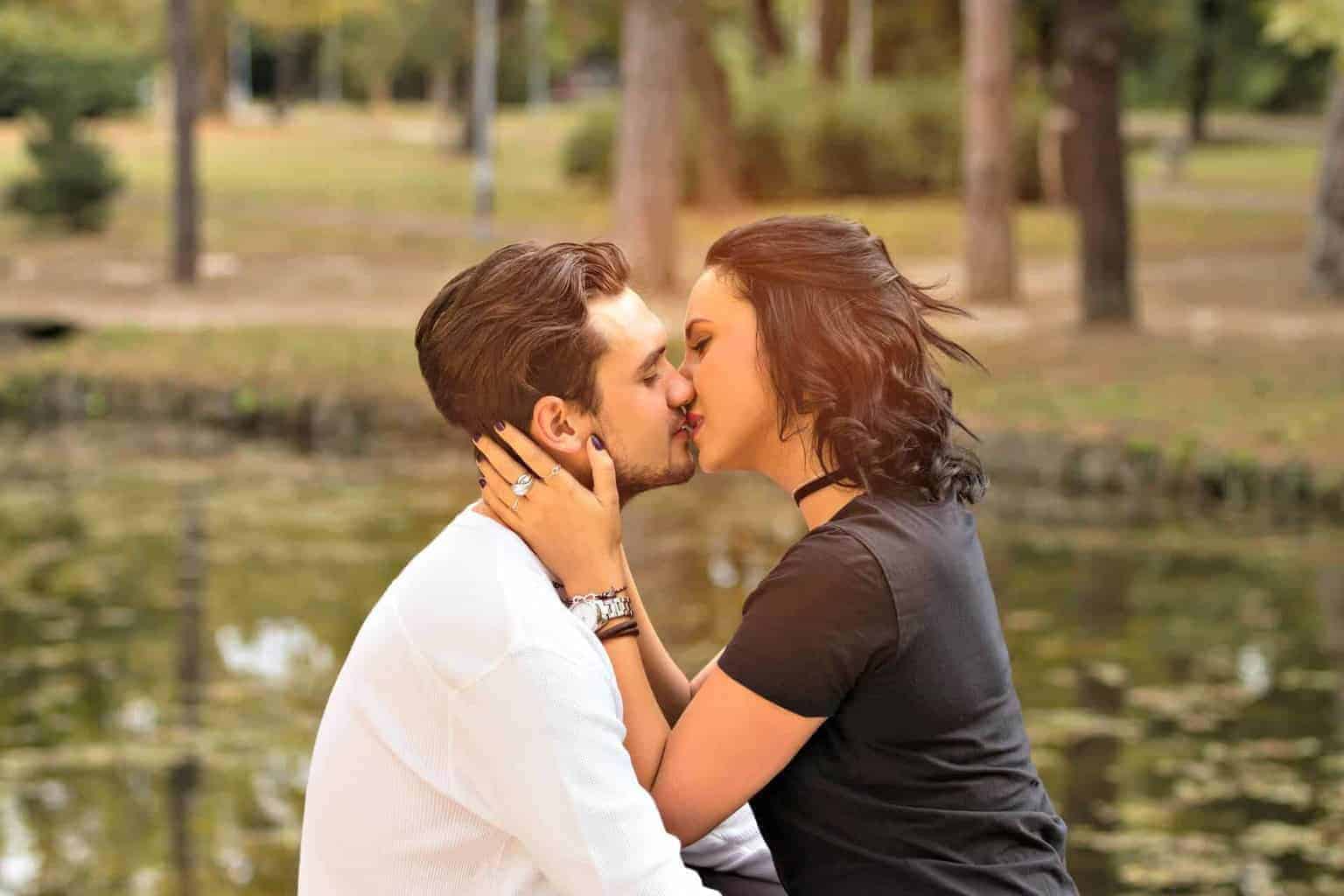 Time a to first the girl kiss tips for » How