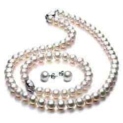 romantic gifts for girlfriend - pearl necklace set