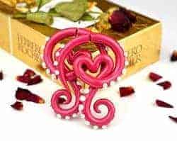 romantic gifts for girlfriend - tentacle earrings