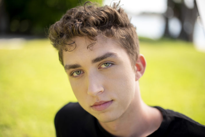 Mens Modern Low Maintenance Haircut - Messy Curly Fringes with Undercut Fade