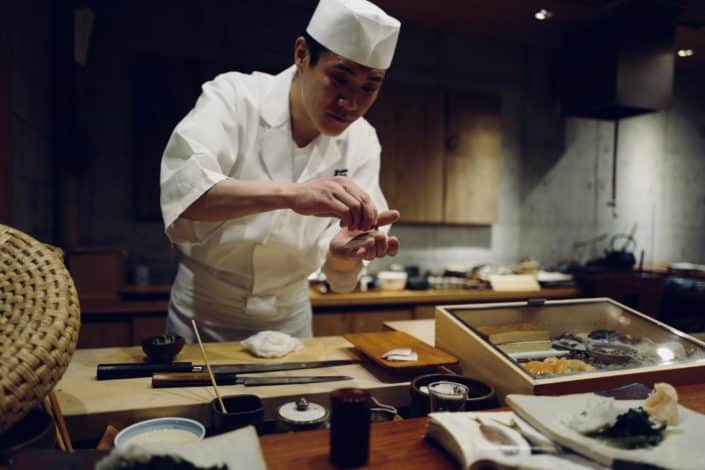¿Cuántos años de formación de chef de sushi se necesitan para que se confíe en ellos para hacer el arroz? 5.jpg