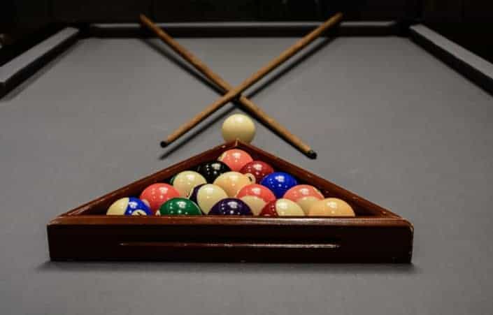 Play pool.jpg