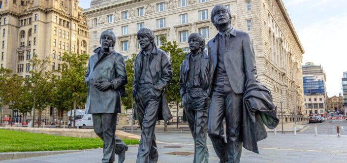The beatles statue