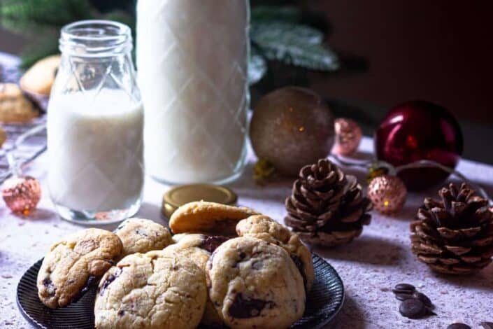 milk and cookies on the table