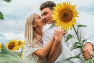 9 Rare Ways To Easily Attract Her - What Makes Her Think About You